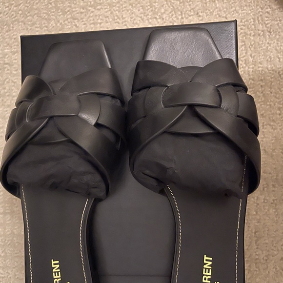 Black Saint Laurent Nu Pied Sandals - Picture 3 of 10